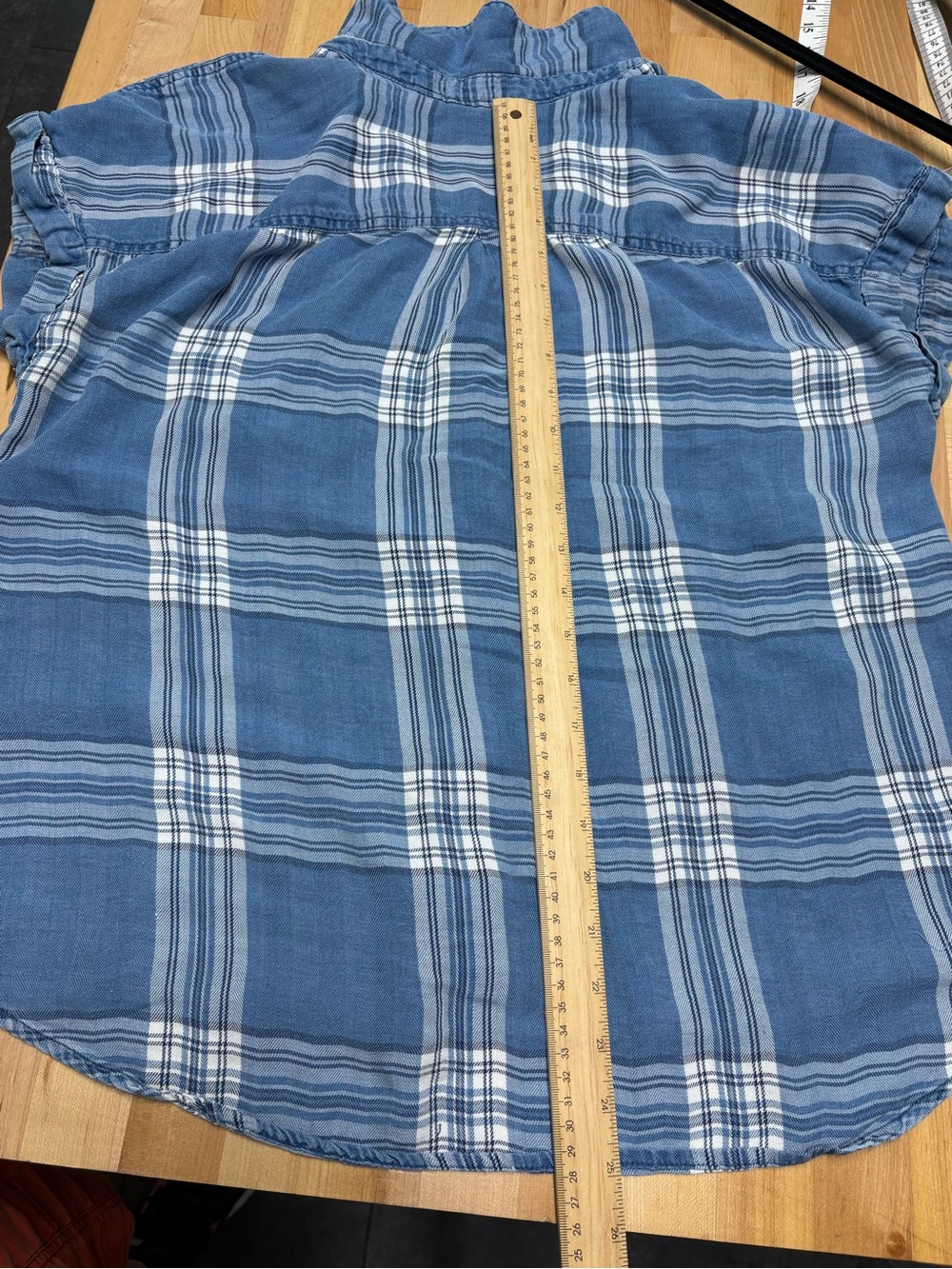 Womens Blue Plaid Button-Front Shirt - Carve Collective - Picture 5 of 5